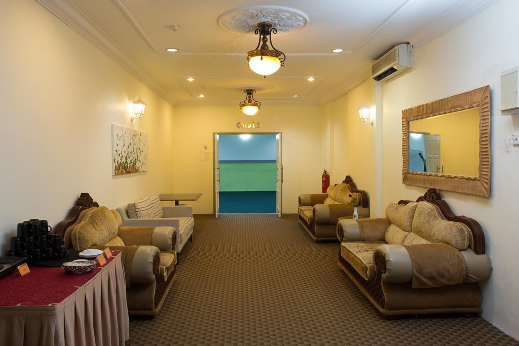 Akar Beach Resort Port Dickson Exterior photo